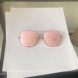 Quay Pink Mirrored Oversized Sunglass